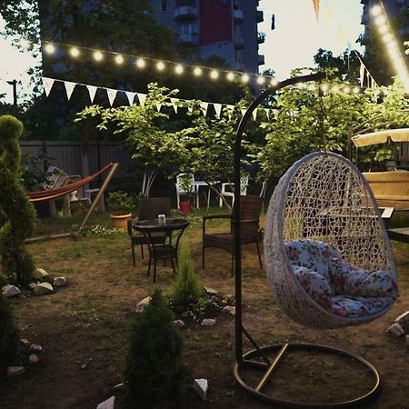 Lazika Hotel Zugdidi Bagian luar foto