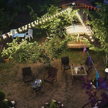 Lazika Hotel Zugdidi Bagian luar foto