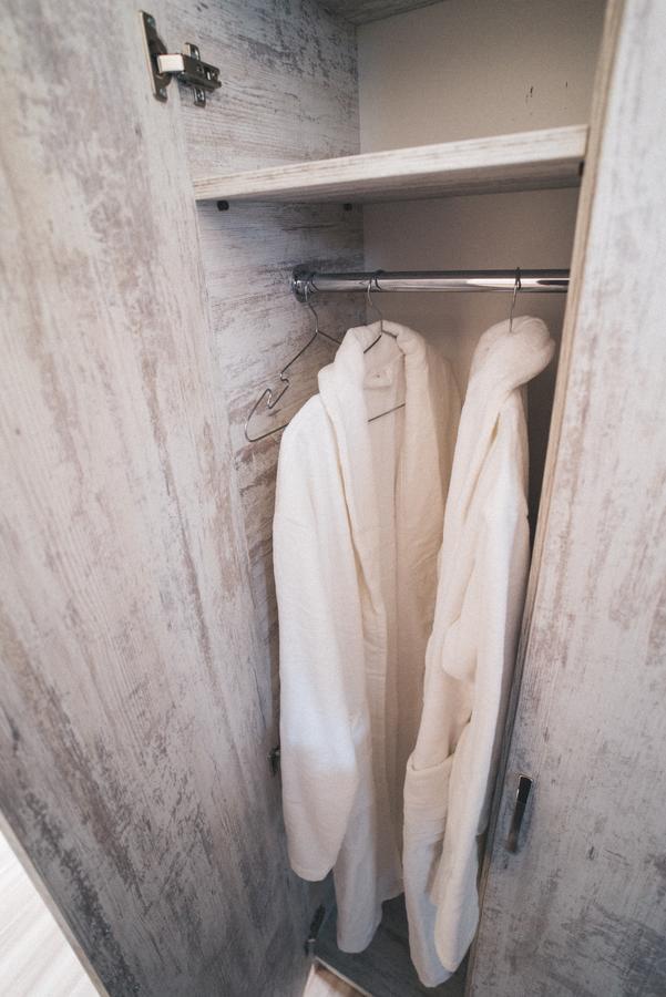 Lazika Hotel Zugdidi Bagian luar foto